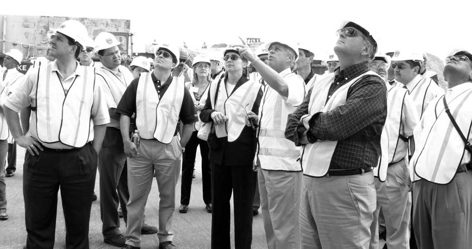 Demonstration showcases, such as one at which SPMTs were used to move a Rhode Island bridge span into place, bring highway professionals together to learn about innovation.