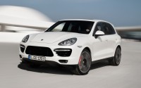 550-HP Porsche Cayenne Turbo S Has 175-MPH Top Speed, $146,975 Price