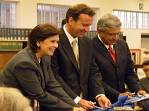 Ceremonia de inauguración, Biblioteca B. Franklin, Mayo 2003