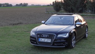 2013 Audi S8 (European spec)