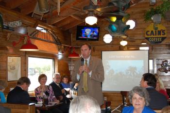 Congressman Olson at the reopening of Seabrook's local favorite, Tookies burger spot