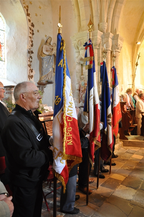 ANGOVILLE AU PLAIN, France – U.S. and British troops took part in a ceremony at Angoville au Plain – where Soldiers from the 101st Airborne Infantry Division fought during the D-Day operations. In 2006, a stained glass window was dedicated to the Screaming Eagles in the church, which had served as a medical aid station for German and U.S. forces during the fighting. 