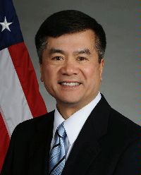 Photo of Gary Locke