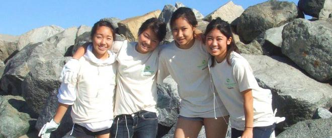 Volunteers at Cabrillo Marine Museum.