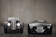 BMW, Old and New. v/ @bmwns