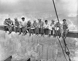 Photo: New York'un en ikonik görüntülerinden biri olan bu tarihi fotoğrafın üzerinden 80 yıl geçti! 

http://lunch-in-the-sky.corbis.com/