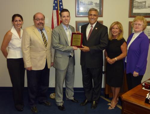 Rep. Barletta recieves the 