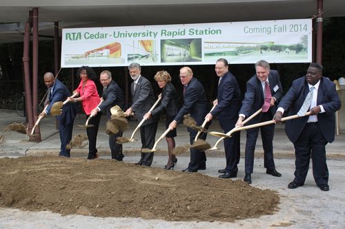 FTA Administrator Rogoff breaking ground