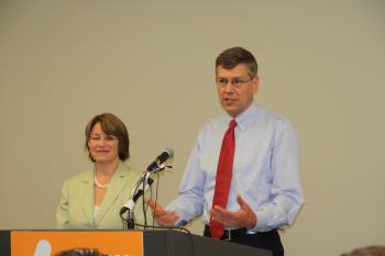 Rep. Paulsen and Sen. Klobuchar announce the creation of the Congressional Wellness Caucus in Bloomington, MN.