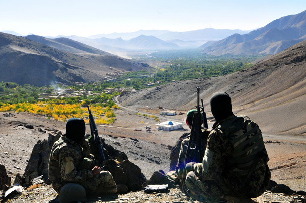 الدوريات ترفع من ثقة عناصر الجيش الأفغاني