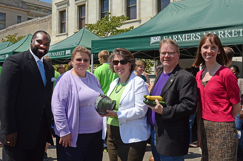 Agriculture Deputy Kathleen Merrigan joined representatives from OPM, USDA, DC Central Kitchen, and the Capital Area Food Bank at the Feds Feed Families and Farmers Market at the U.S. Department of Agriculture in Washington, D.C., on Friday, June 8, 2012. USDA Photo by Tom Witham. 