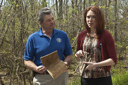 USDA Deputy Under Secretary for Marketing and Regulatory Programs, along with Maryland Agriculture Secretary Buddy Hance, discuss the damage that can be done by emerald ash borer and raise a purple trap for the 2012 EAB survey season. 