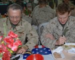 Giambastiani Visits Troops in Iraq