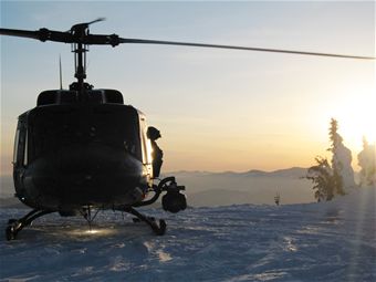 Fairchild Airmen rescue hikers