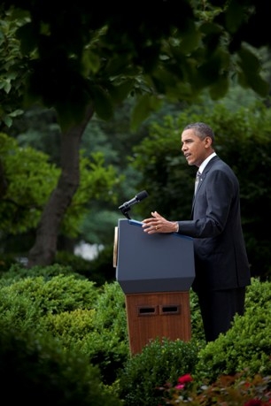 President gives jobs statement in Rose Garden