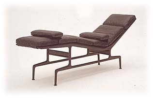 Aluminum chaise for Billy Wilder