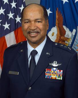 photo of LIEUTENANT GENERAL DANIEL JAMES III