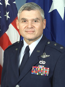 photo of MAJOR GENERAL QUENTIN L. PETERSON