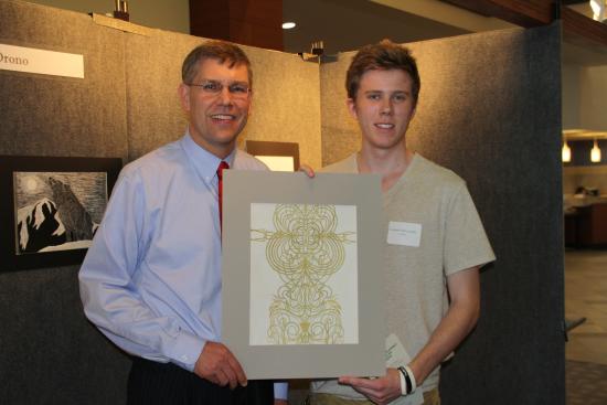 Rep. Erik Paulsen meets with students at his annual Congressional Art Competition