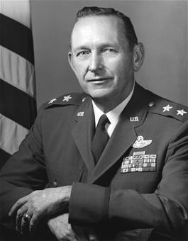 photo of MAJOR GENERAL WILLIAM C. GARLAND