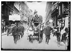 London strike. Truck under police protection (LOC)