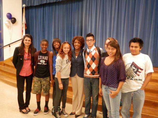 Photo: It was a pleasure speaking with a great group of 8th grade students, who have been learning about government and politics at Will Rogers Middle School in Lawndale, Calif. These students are the future of our great nation!

Photo courtesy of Besty Bailey.