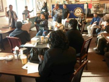 Gr8 Coffee Convo 2day at Dutch Village Farmer's Market in Upper Marlboro --jobs, fiscal cliff, Libya http://twitter.yfrog.com/es9svszj