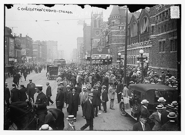 Convention crowd - Chicago (LOC)