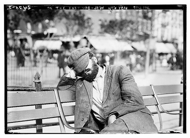 On the East Side - Jew[ish] New Year (LOC)