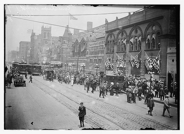 Convention crowd - Chicago (LOC)