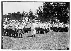 Pass ball relay, Pelham Bay Park (LOC)