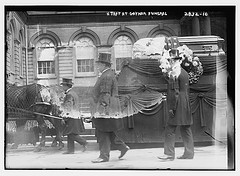 Taft at Gaynor funeral (LOC)