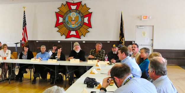 Michael Bennet convenes a veterans roundtable in Durango.