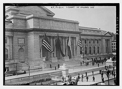 N.Y. Public Library on opening day (LOC)