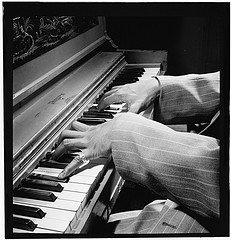 [Portrait of Nat King Cole, New York, N.Y., ca. June 1947] (LOC)