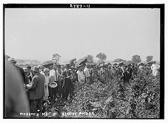 Pickett's men at Bloody Angle (LOC)