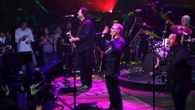 Go Behind the Scenes With The Steve Miller Band