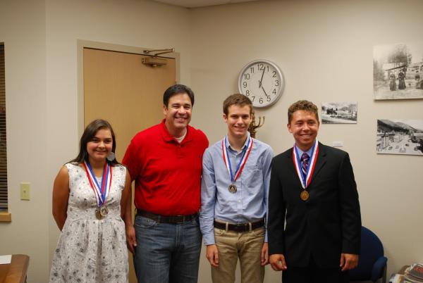 Congressman Labrador Presents Congressional Awards to Coeur d'Alene Students