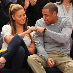 Jay-Z and Beyonce Knowles Romantic Pictures