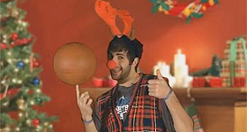 Video: Ricky Rubio se pone a cantar en la campaña de Navidades de los Wolves