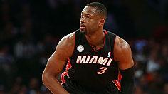 Wade should follow Kobe, Jordan