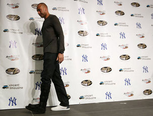 Derek Jeter updates the media on recovery from ankle injury