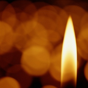 Candle thumb 300x300 3559