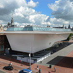 Why Is This Museum Shaped Like a Tub?