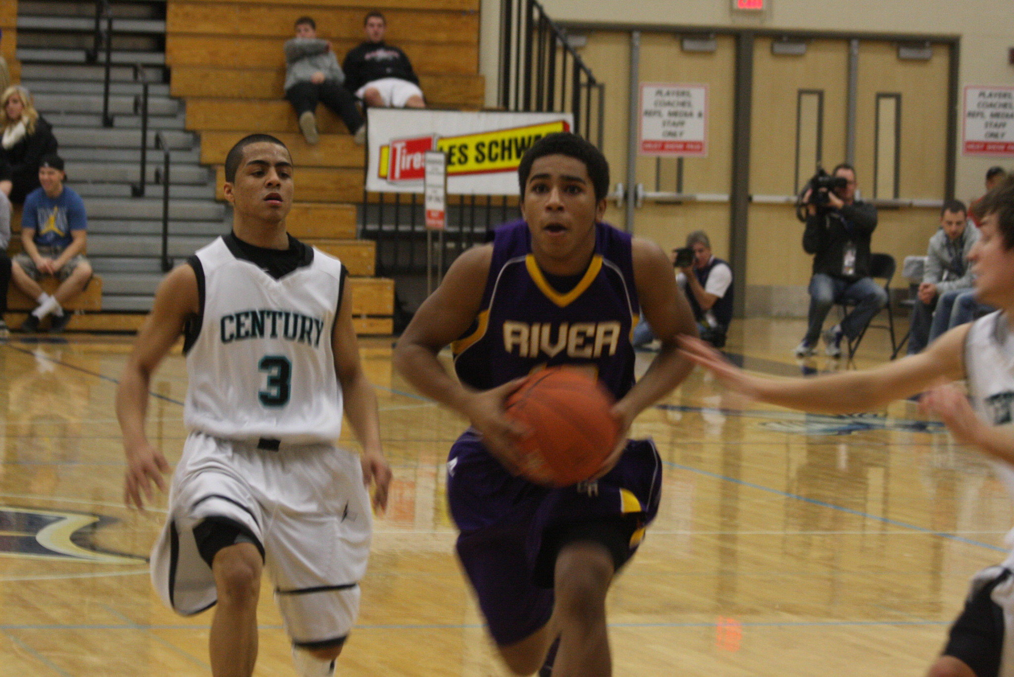 2012 Les Schwab Invitational: Day 1