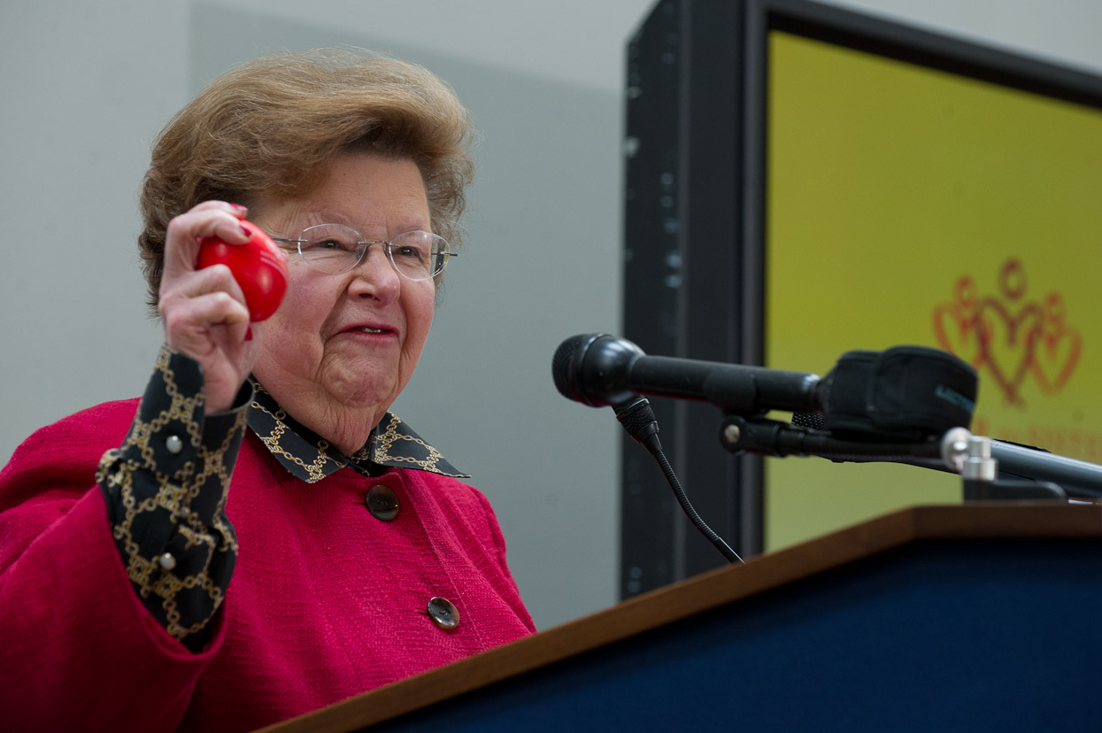 Mikulski Speaks on Women's Heart Health at Sister to Sister Health Fair