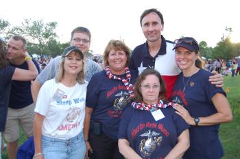 July 4th in Sugar Land - Congressman Olson with Sugar Land Marine Moms