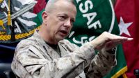 Top U.S. general offers post-2014 Afghan plans - Photo