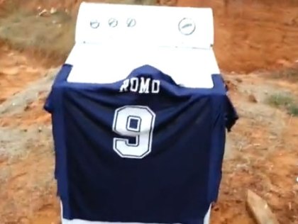 Tony_Romo_Washing_Machine_Cowboys_Fan_Exploding