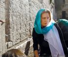 Tzipi Livni visiting the Western Wall - AFP - January 3, 2013.